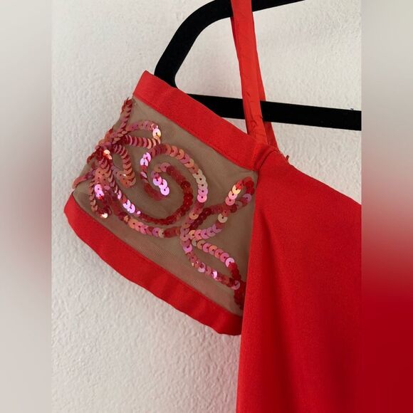 BB Collection off shoulder short sleeve red sequin detail belted dress size S - Picture 2 of 10